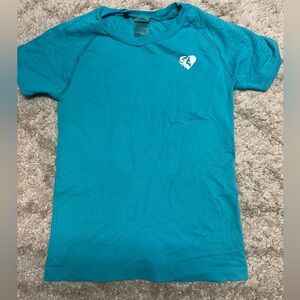 Women’s best fitted tee